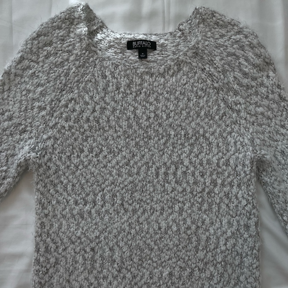 Buffalo David Bitton Sweater Womens M White Silver Long Sleeve Fuzzy Chunky Knit